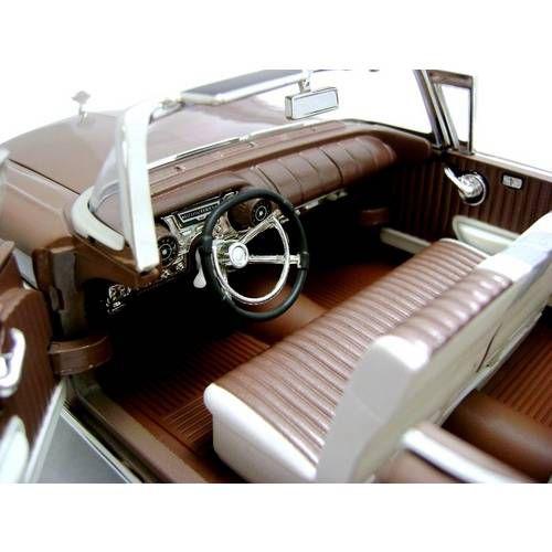 1957 Mercury Turnpike Cruiser - Escala 1:18 - Yat Ming - Ford
